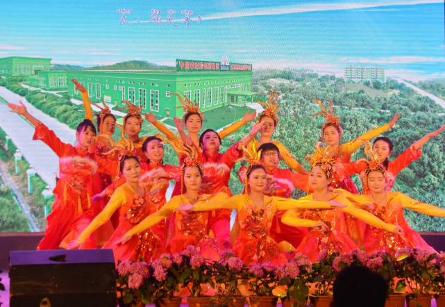 超燃年會(huì)來襲，為您喝彩！